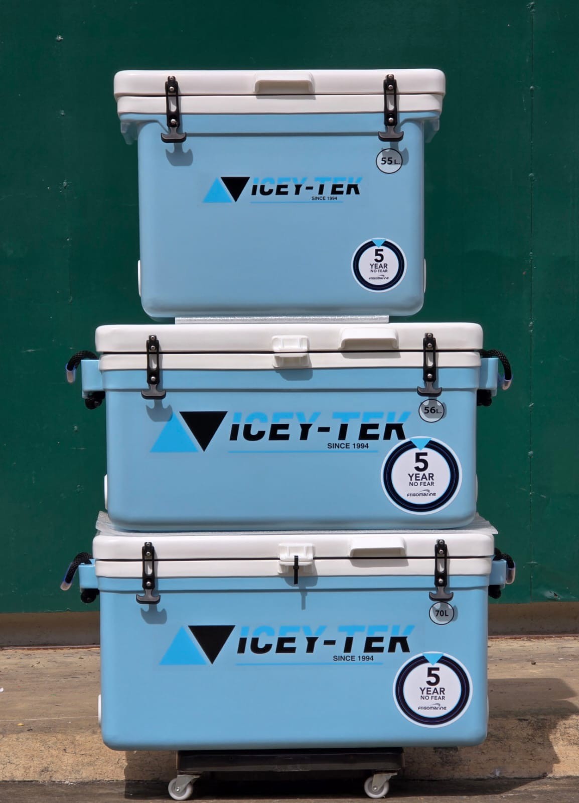 Icey tek Baby blue Icey-Tek Ice Box Cooler 56L